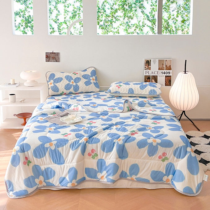 Kawaii 3 Piece Reversible Quilt Sets