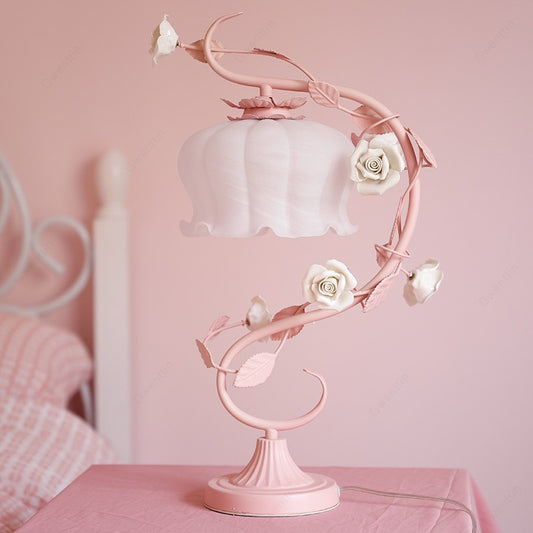 Kawaii Pink Flower Table Lamp