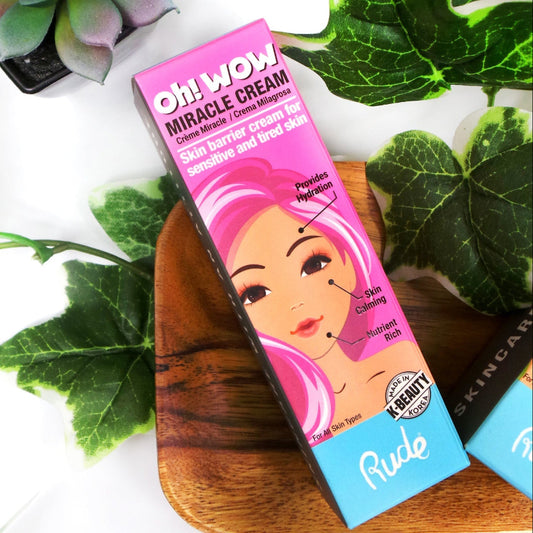 Kawaii Oh! Wow Miracle Cream on a wooden board surrounded by green leaves