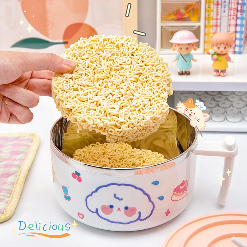 Adding Ramen to Kawaii Ramen Bowl and Lid