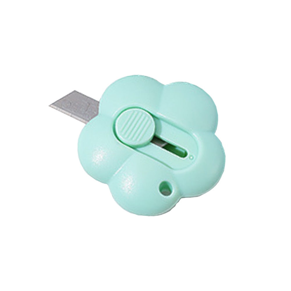 Kawaii Pastel Green Flower Box Cutter