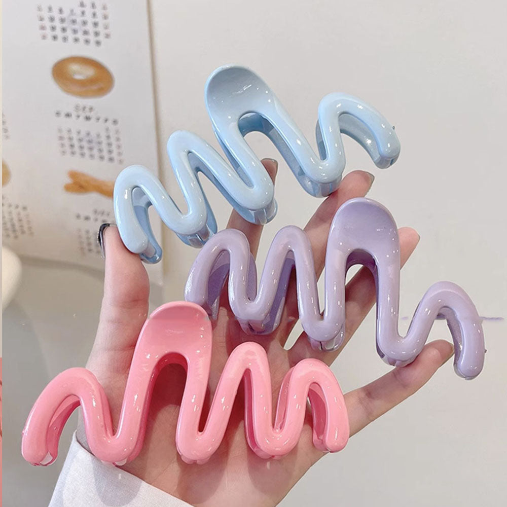 Groovy Wave Hair Claws