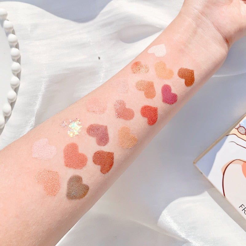 Kawaii Makeup Shiba Inu Eyeshadow Palette Swatch