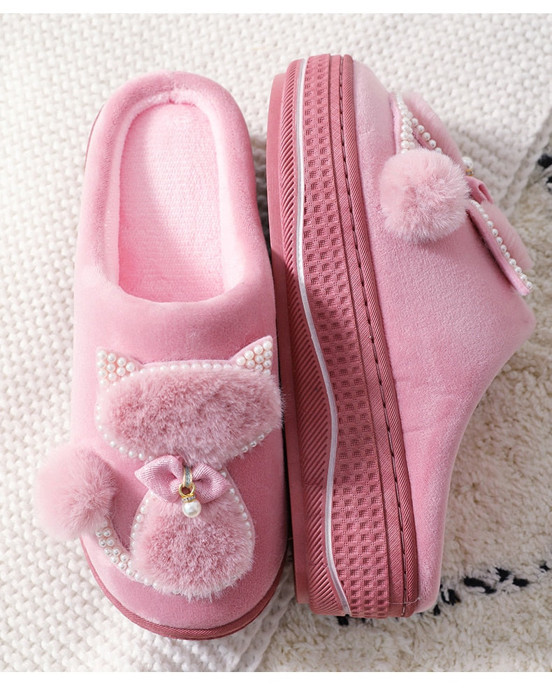 Kawaii Pink Cat Pearls Slippers