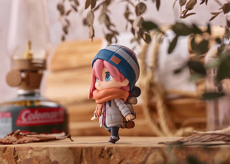 Laid-Back Camp Nendoroid - DX Nadeshiko Kagamihara: Solo Camp Ver. DX Edition Figure