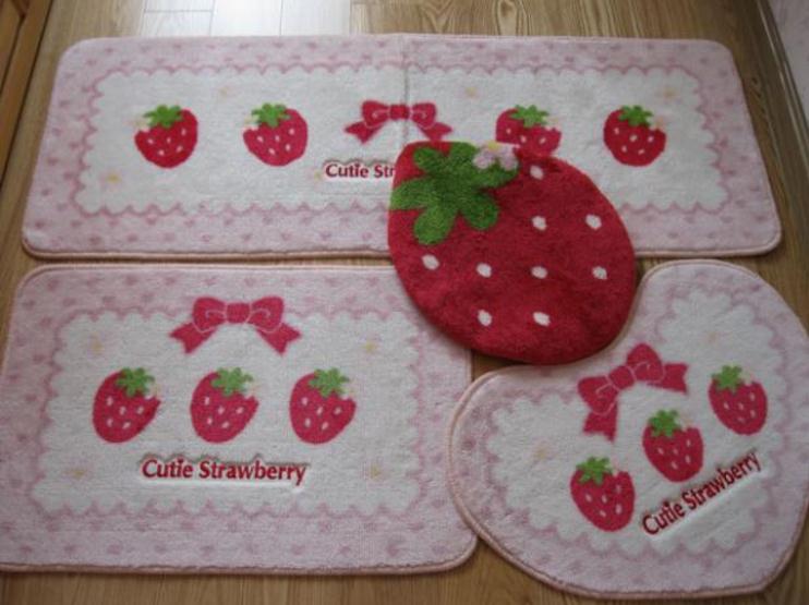 Kawaii Strawberry Bathroom Decor Rugs