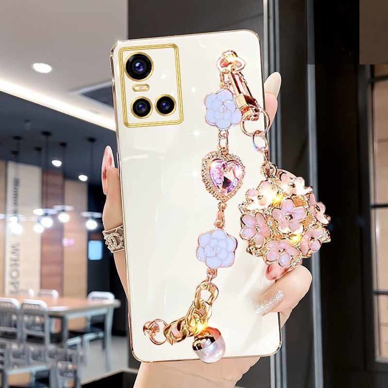 Kawaii White Gem and Flower Pendant Phone Case