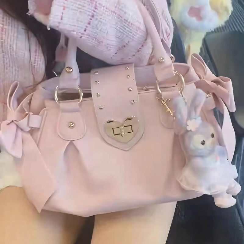 Kawaii Sweet Heart Lock Bag in Pink being held by a woman