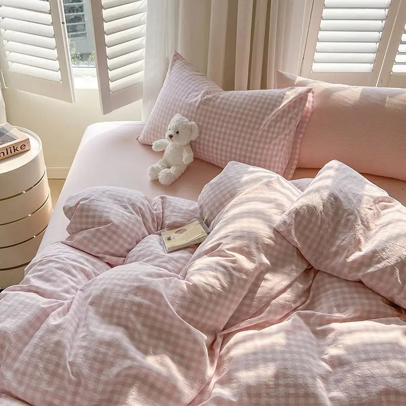 Kawaii pink and white checkered Gingham Bedding Set.