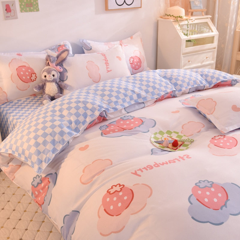 Kawaii Sweeet Strawberry Print Bedding Set