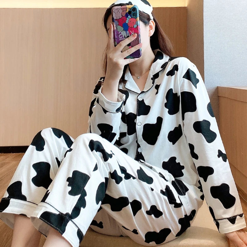 Kawaii Cow Pattern Print Pajamas