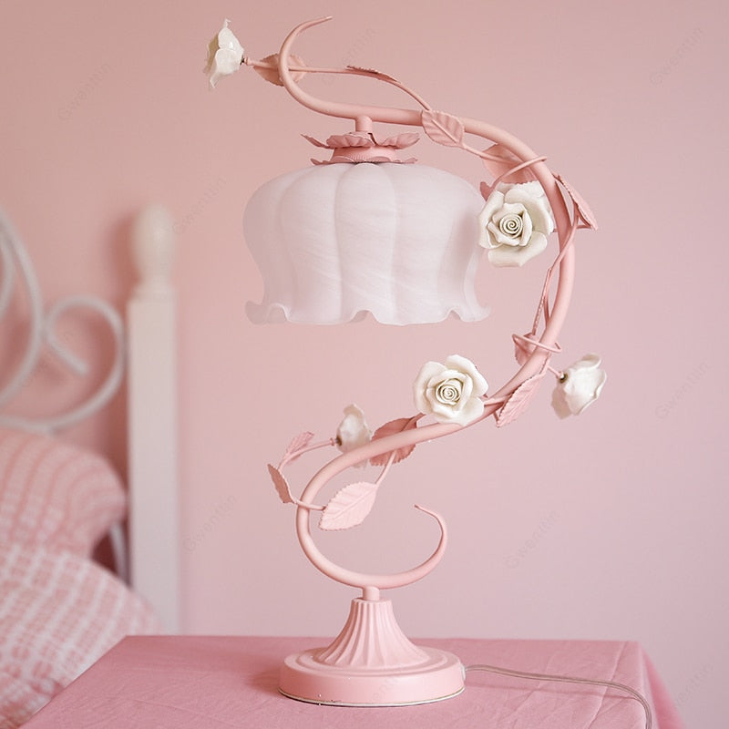 Kawaii Pink Flower Table Lamp
