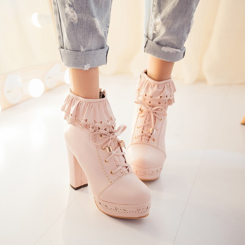 Kawaii Round Toe Lace Up Ankle Boots in Pink