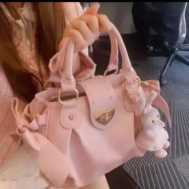 Kawaii Sweet Heart Lock Bag in Pink held by a woman