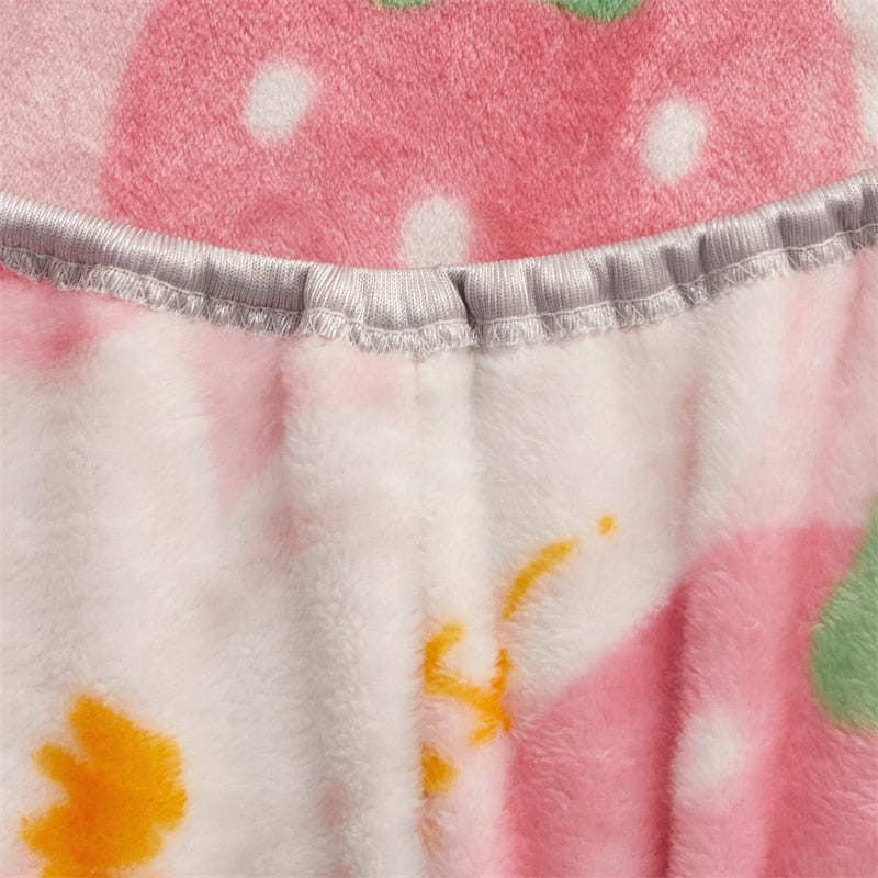 Kawaii Strawberry Flower Flannel Mattress Cover