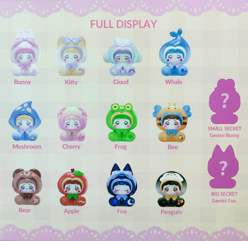 Lili Dress Up Diary Series , all the figures out on display as to what you can get in the blind boxes, on the back of the box