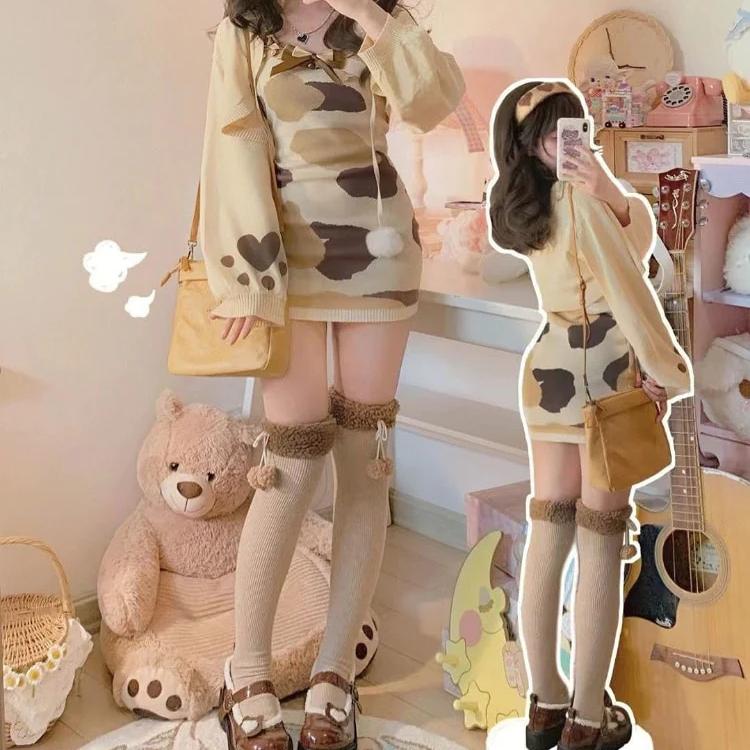 Kawaii Paw Print Camouflage Outfit