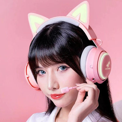 Model Wearing Kawaii Luminous Cat Ears Headphones