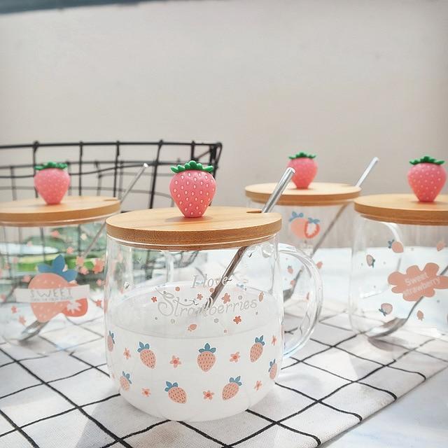 Kawaii Strawberry Glass Cup With Strawberry On The Lid