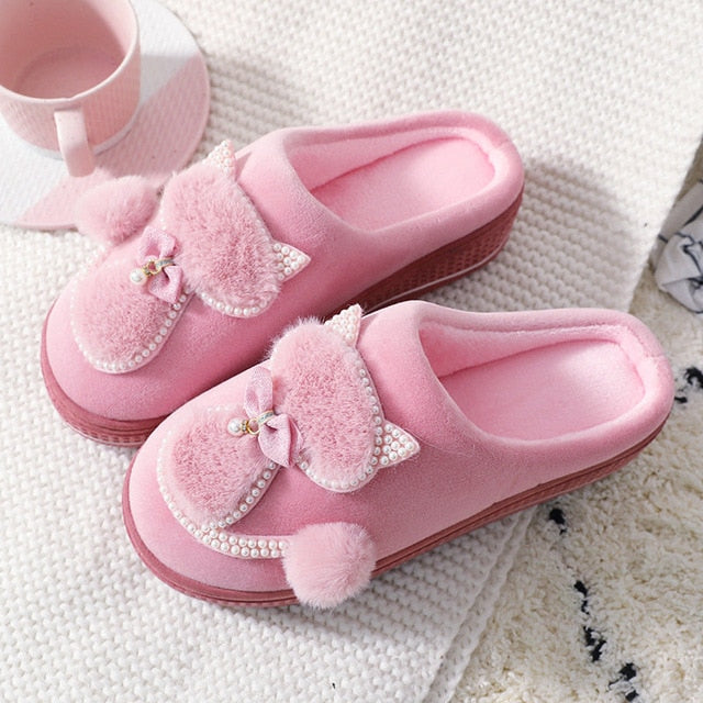 Kawaii Pink Cat Pearls Slippers