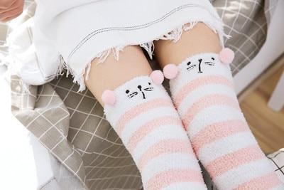 Kawaii White Knee High Socks With Pink Stripes